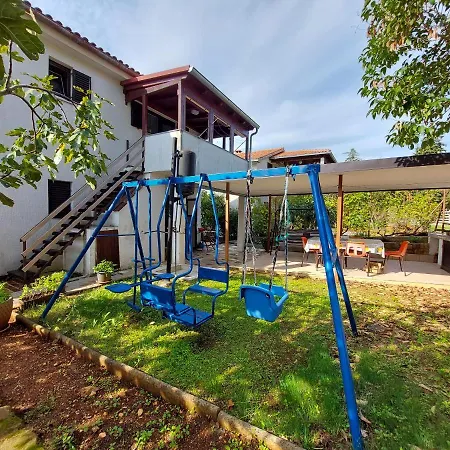 Vilim Apartament *