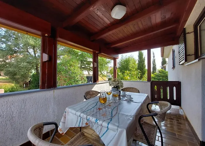 Vilim Apartament Pinezići